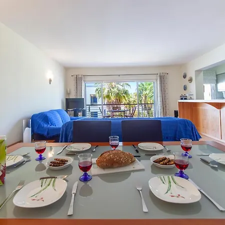 A23 - Marina Palm View Apartment * Lagos